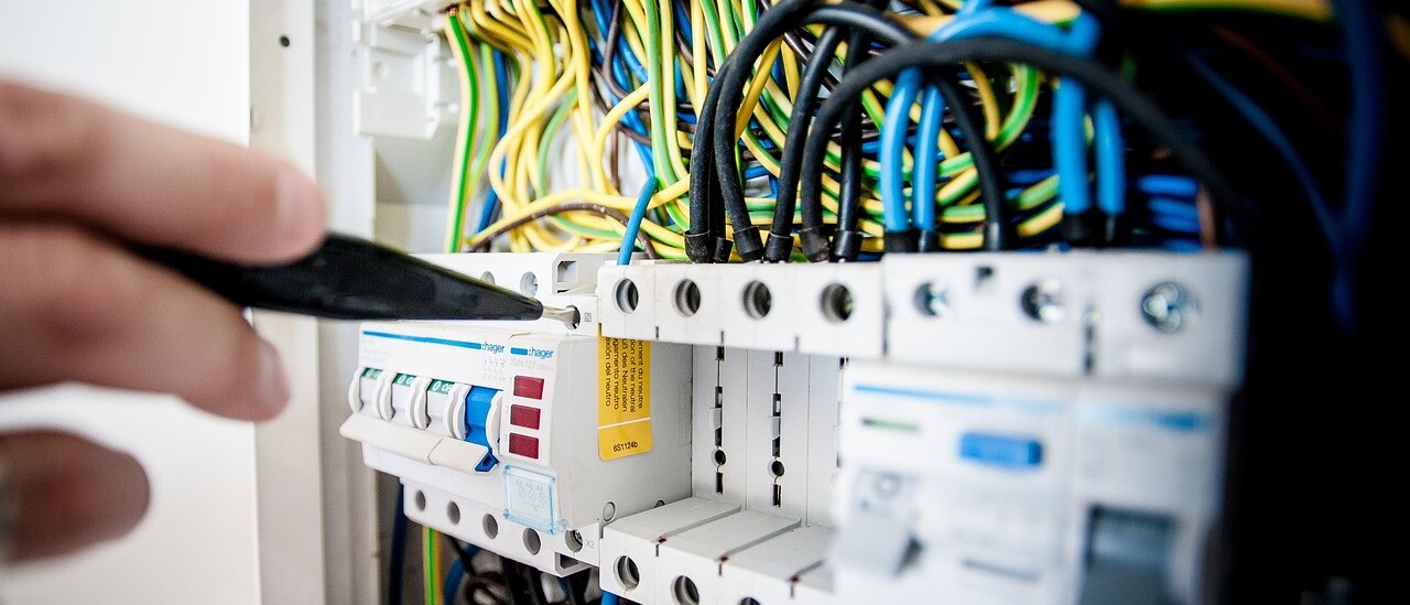 Diagnostique et maintenance de systèmes aéroportuaires